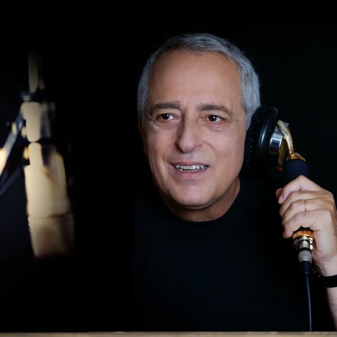 17. Pasquale Anselmo: "Non sono la voce di nessuno, interpreto dei ruoli"